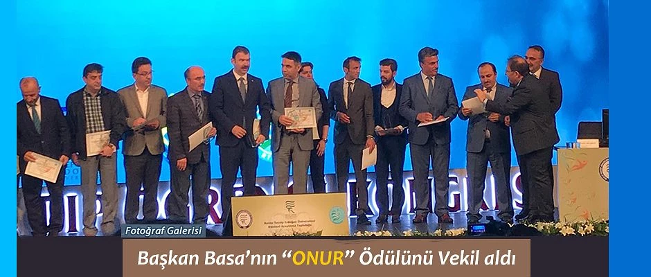 Belediye Başkanı Basa ’ya RTEÜ’den Onur Plaket Ödülü verildi.