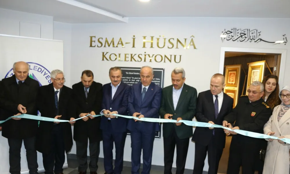 ESMA-İ HÜSNA HAT KOLEKSİYONU SERGİSİ RİZE’DE AÇILDI…