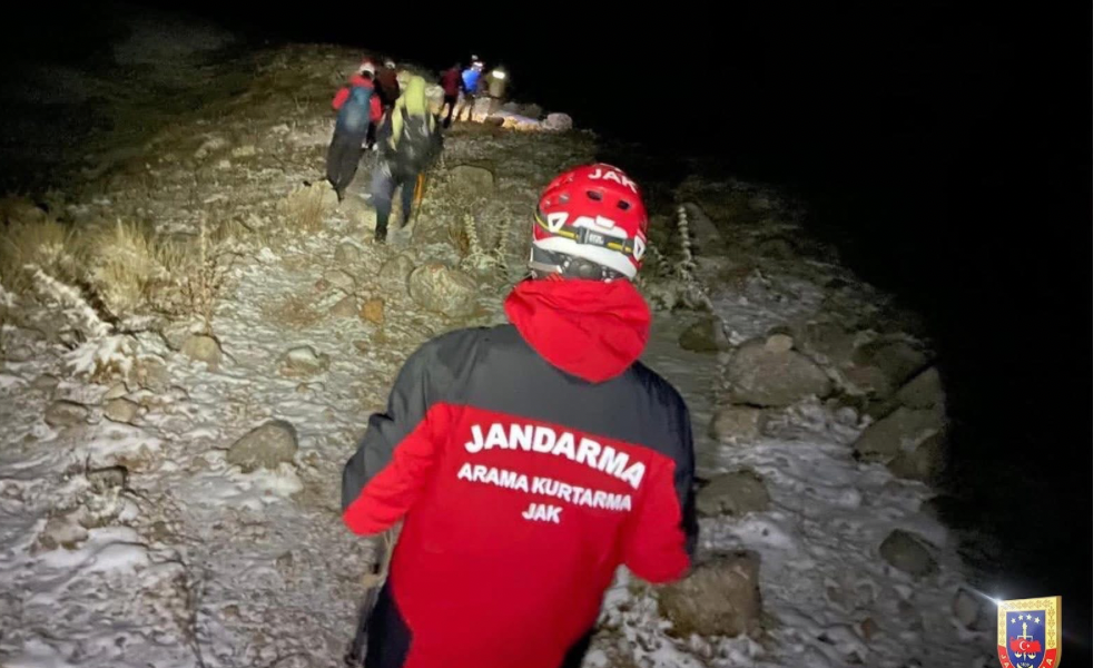Rize Sel ve Heyelanlarında JAK Timlerinden Hayati Müdahale: 98 Kişi Kurtarıldı
