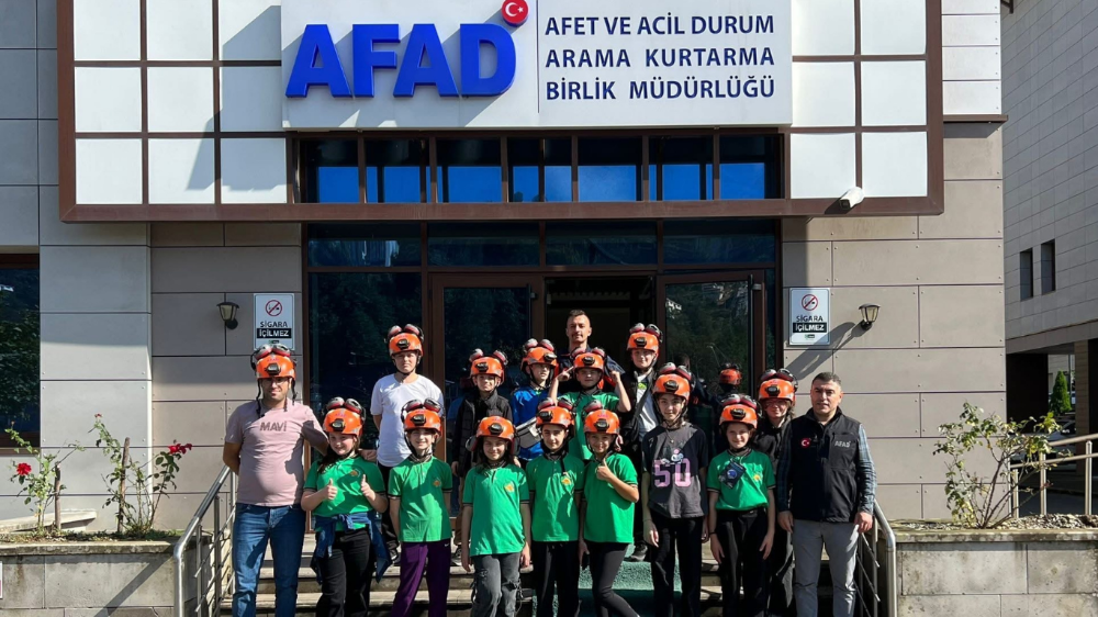 Çamlıhemşin Dikkaya Ortaokul Öğrencileri Ziyaret Ettiler