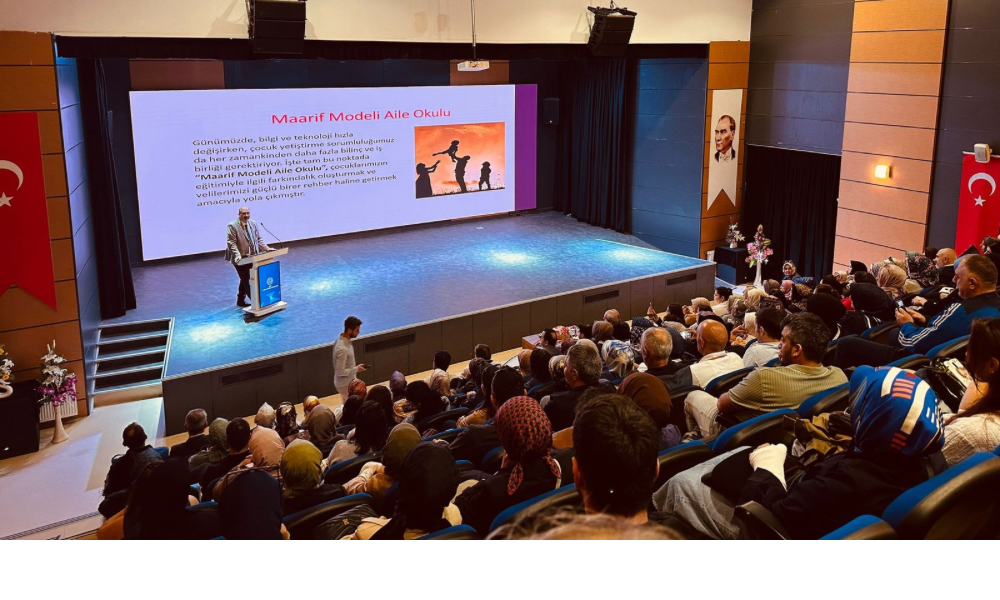 “Dijital Rehber: Çocuklarımızı Ne Bekliyor?” Söyleşisi Rize’de Velilerle Buluştu