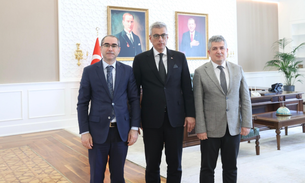 Sağlık Bakanı Memişoğlu’na Ziyaret