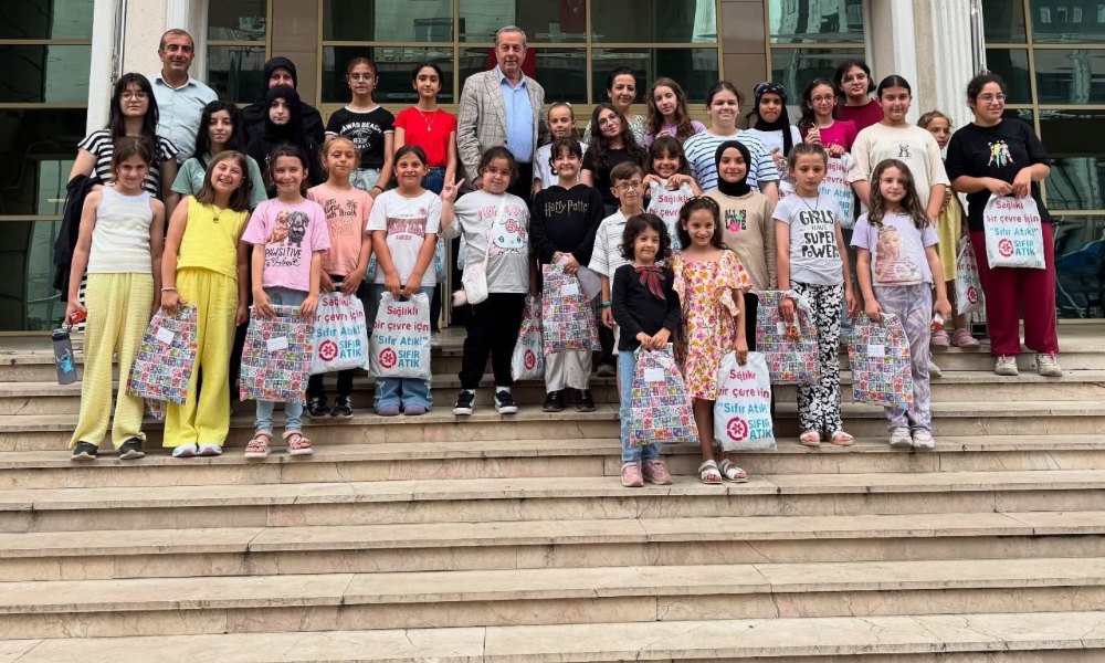 Genç Yeteneklerden Başkan Çakır’a Anlamlı Ziyaret