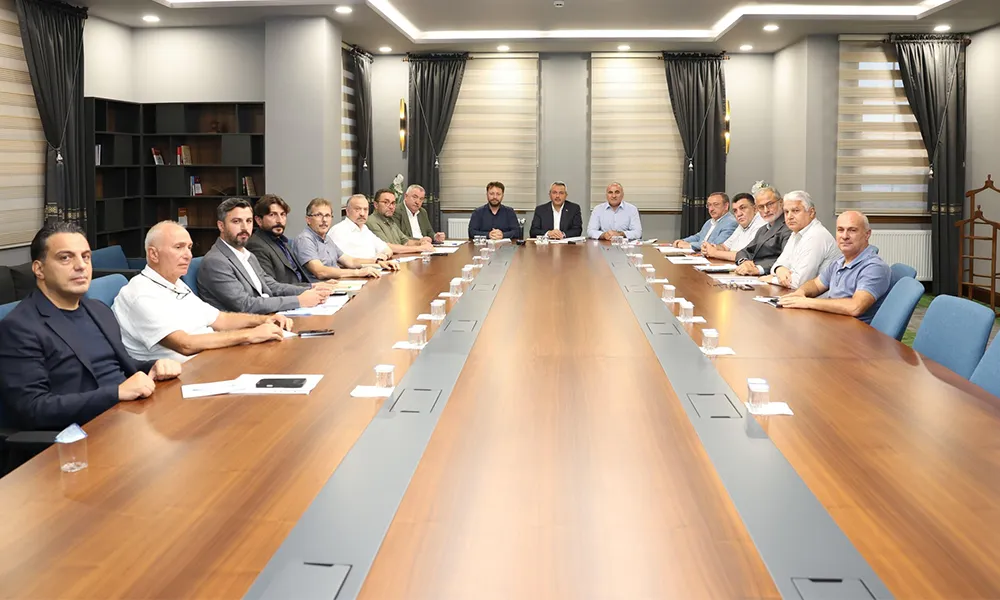 Rize’de Çay Sektörü Değerlendirme Toplantısı Gerçekleştirildi