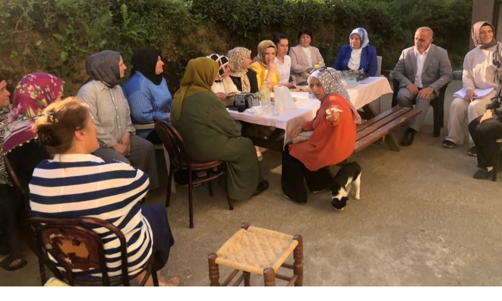 AK Parti’den Cumhuriyet Mahallesi’ne Ziyaret