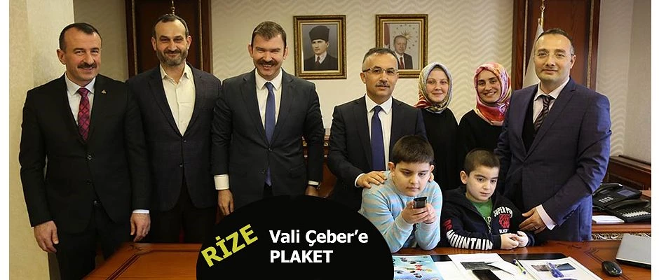 VALİ ÇEBER’E OTİZM DOSTU PLAKETİ