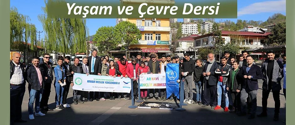 ÜNİVERSİTELİ GENÇLERDEN SAĞLIKLI YAŞAM VE ÇEVRE DERSİ