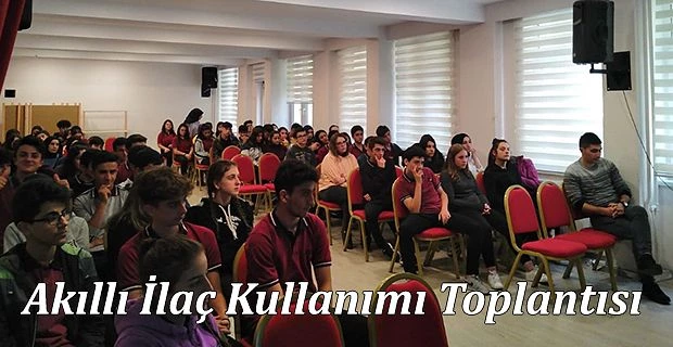 SAĞLIKÇILARDAN AKILCI İLAÇ KULLANIM TOPLANTISI