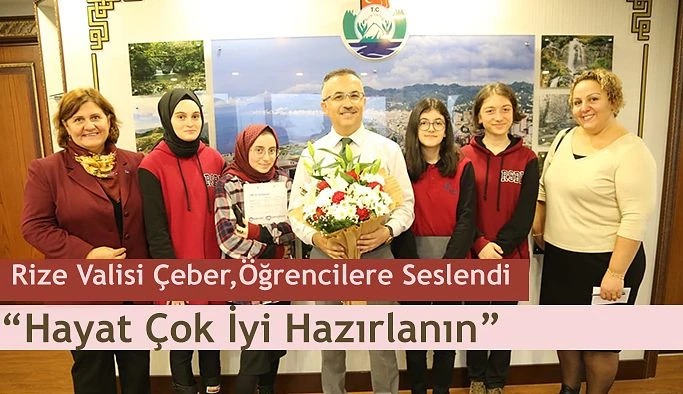 Öğrenciler Vali Çeber ile Röportaj Yaptı