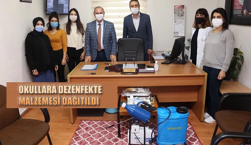 OKULLARA DEZENFEKTE MALZEMELERİ DAĞITILDI