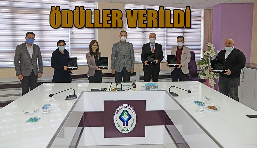 1001 GÖZLE RİZE FİLM FESTİVALİ’NDE DERECEYE GİRENLERE ÖDÜLLERİ TAKDİM EDİLDİ