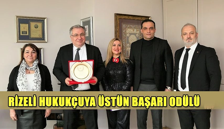 RİZELİ ÜNLÜ HUKUKÇU KARAAHMETOĞLU’NA TÜMBİFED’DEN ÜSTÜN BAŞARI ÖDÜLÜ