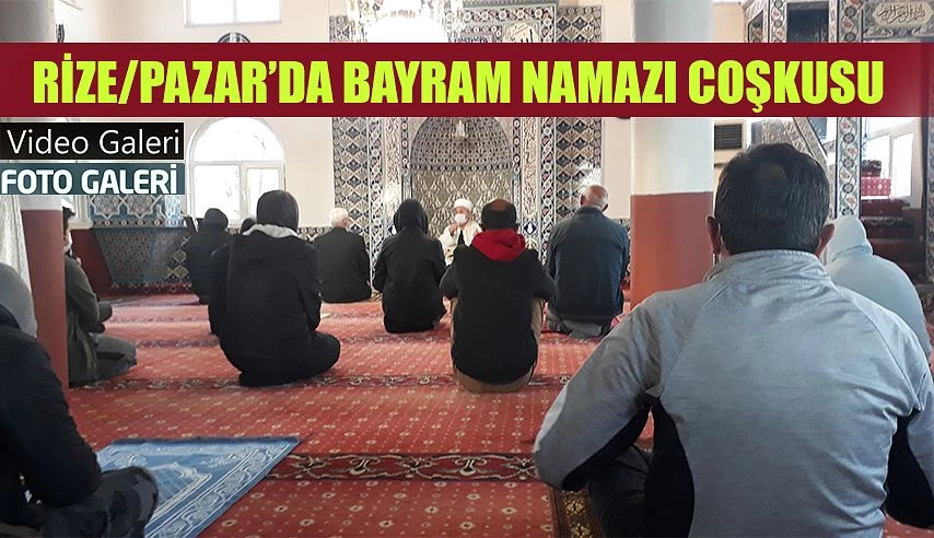 Bayram namazı coşkusu