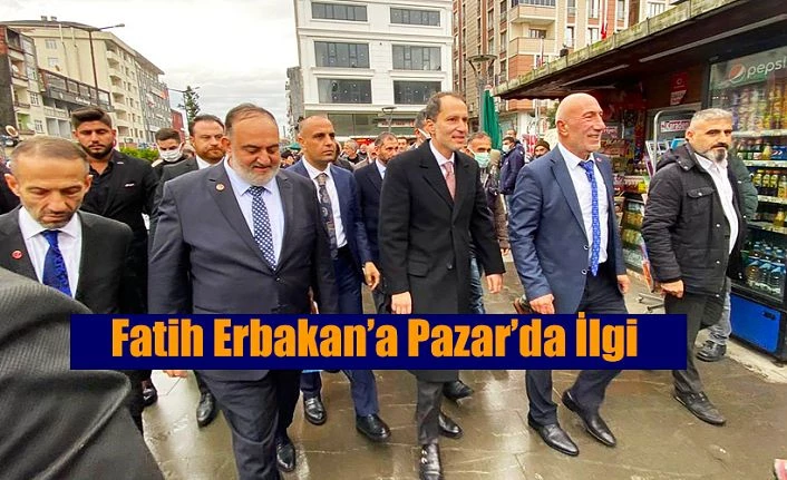 Erbakan’a Pazar’da ilgi