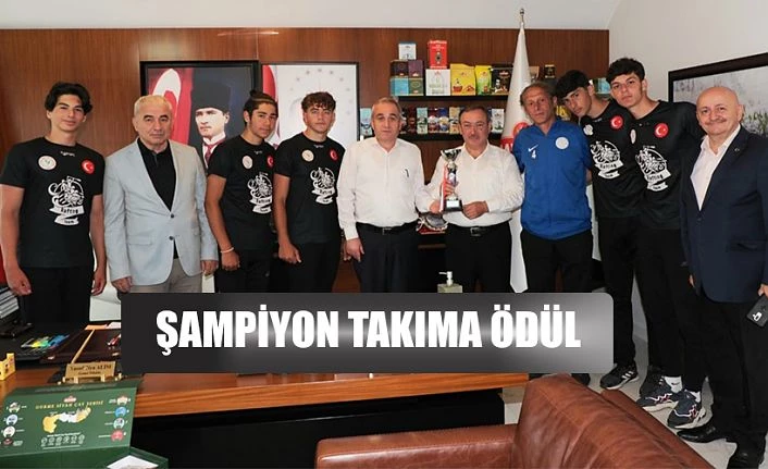 ŞAMPİYON TAKIMA ÖDÜL