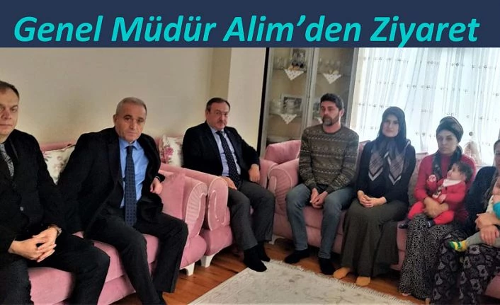 GENEL MÜDÜR ALİM’DEN DEPREMDE 25 YAKININI KAYBEDEN ÇALIŞANINA TAZİYE ZİYARETİ