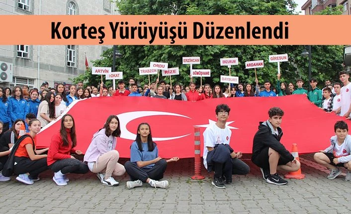 İYİLİK YÜRÜYÜŞÜ DÜZENLENDİ